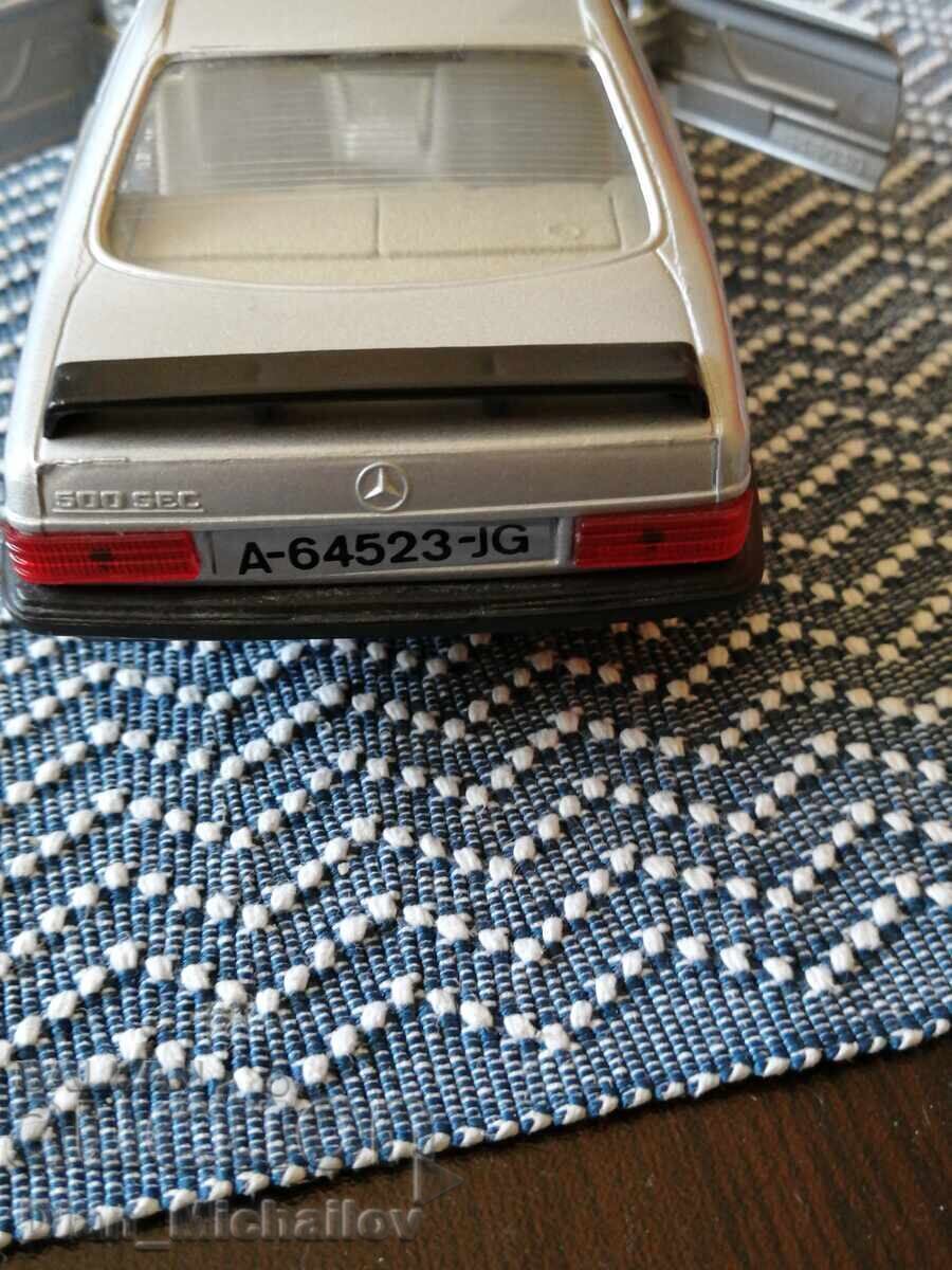 Количка Mercedes S500 1/24 с цена € 32.00 | 62.59 лв.