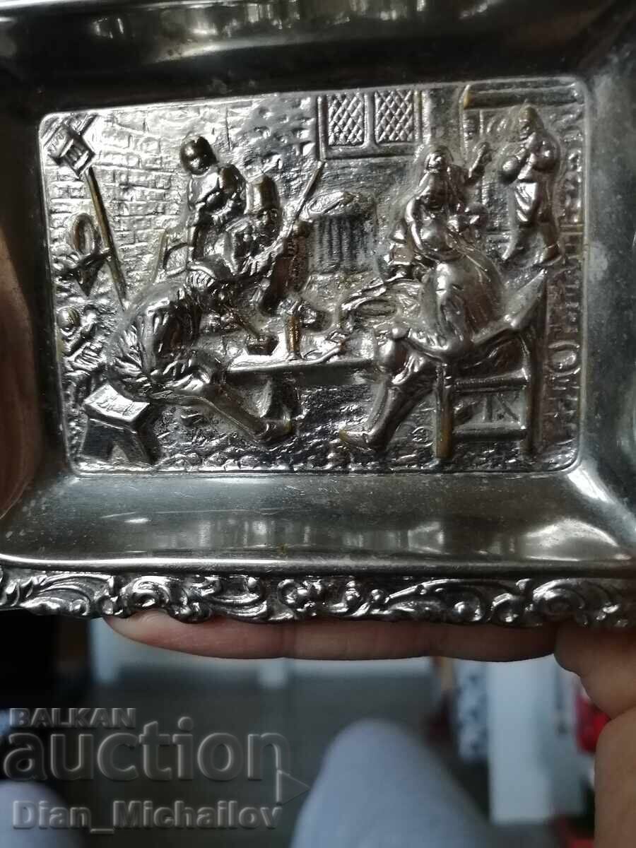 Σταρένιο Ασημένιο Σταχτοδοχείο με τιμή 25.00 BGN | € 12.78