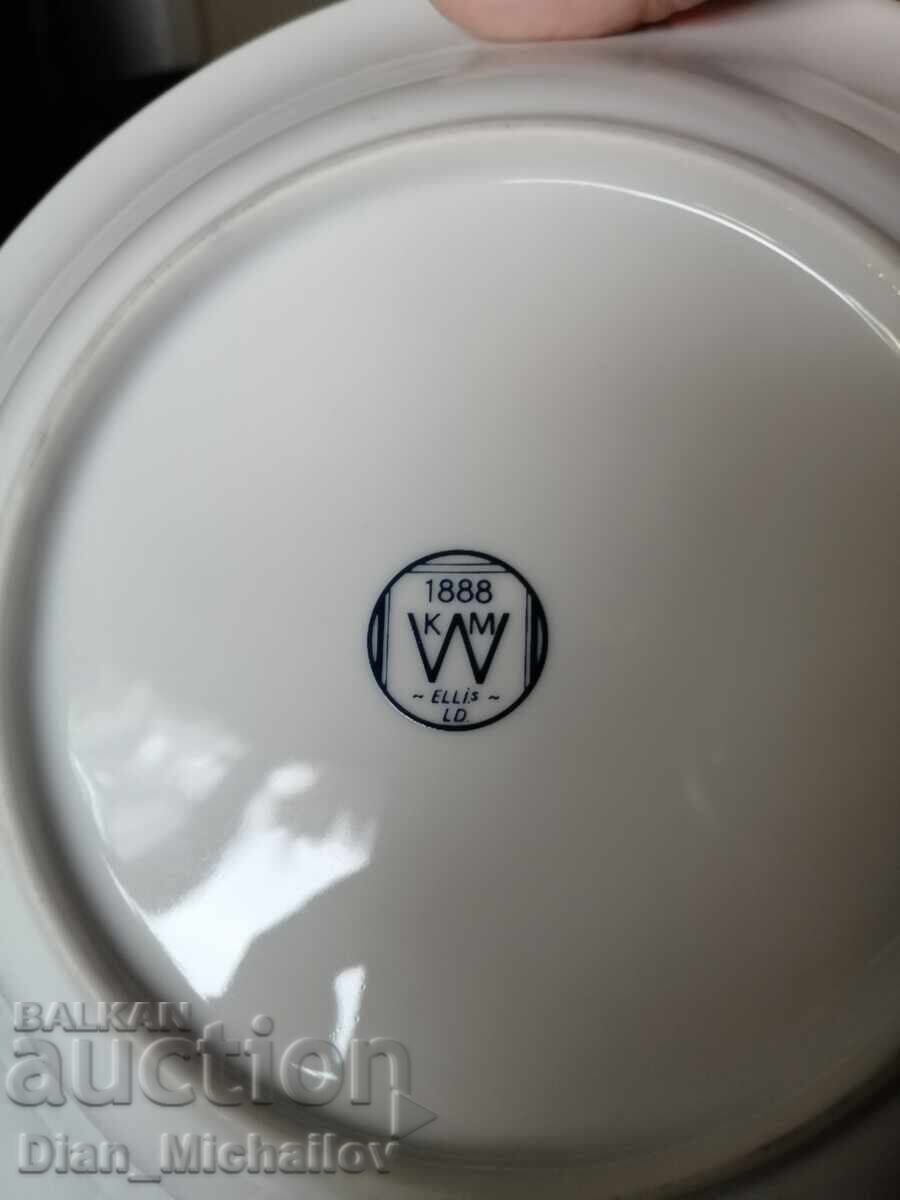 Απίστευτα Όμορφη Επιχρυσωμένη Πορσελάνινη Πιατέλα με τιμή 50.00 BGN | € 25.56 Απίστευτα Όμορφη Επιχρυσωμένη Πορσελάνινη Πιατέλα με τιμή 50.00 BGN | € 25.56