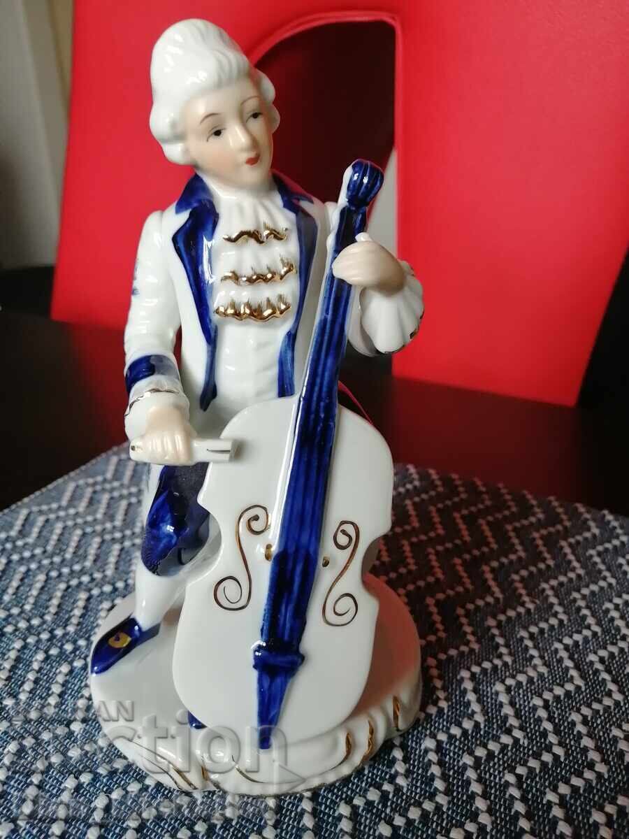 Delivery of Porcelain Figure