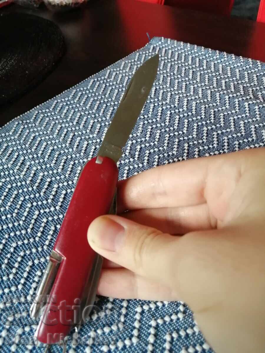 Pocket Knife - 6 Pocket Knife - 6