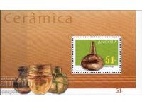 2002. Ангола. Грънчарство. Блок.
