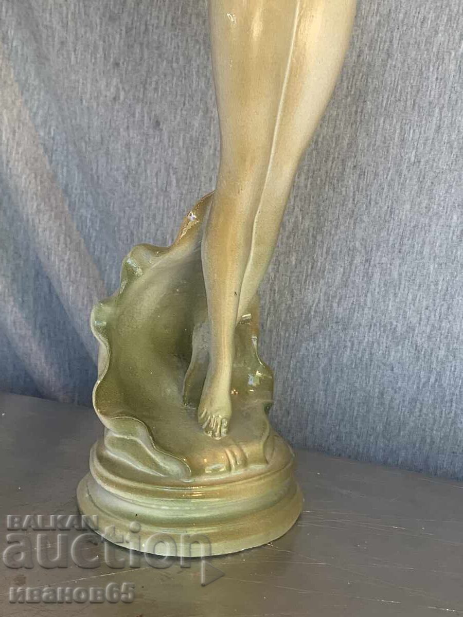 figurine figure with price 30.00 BGN | € 15.34 figurine figure with price 30.00 BGN | € 15.34