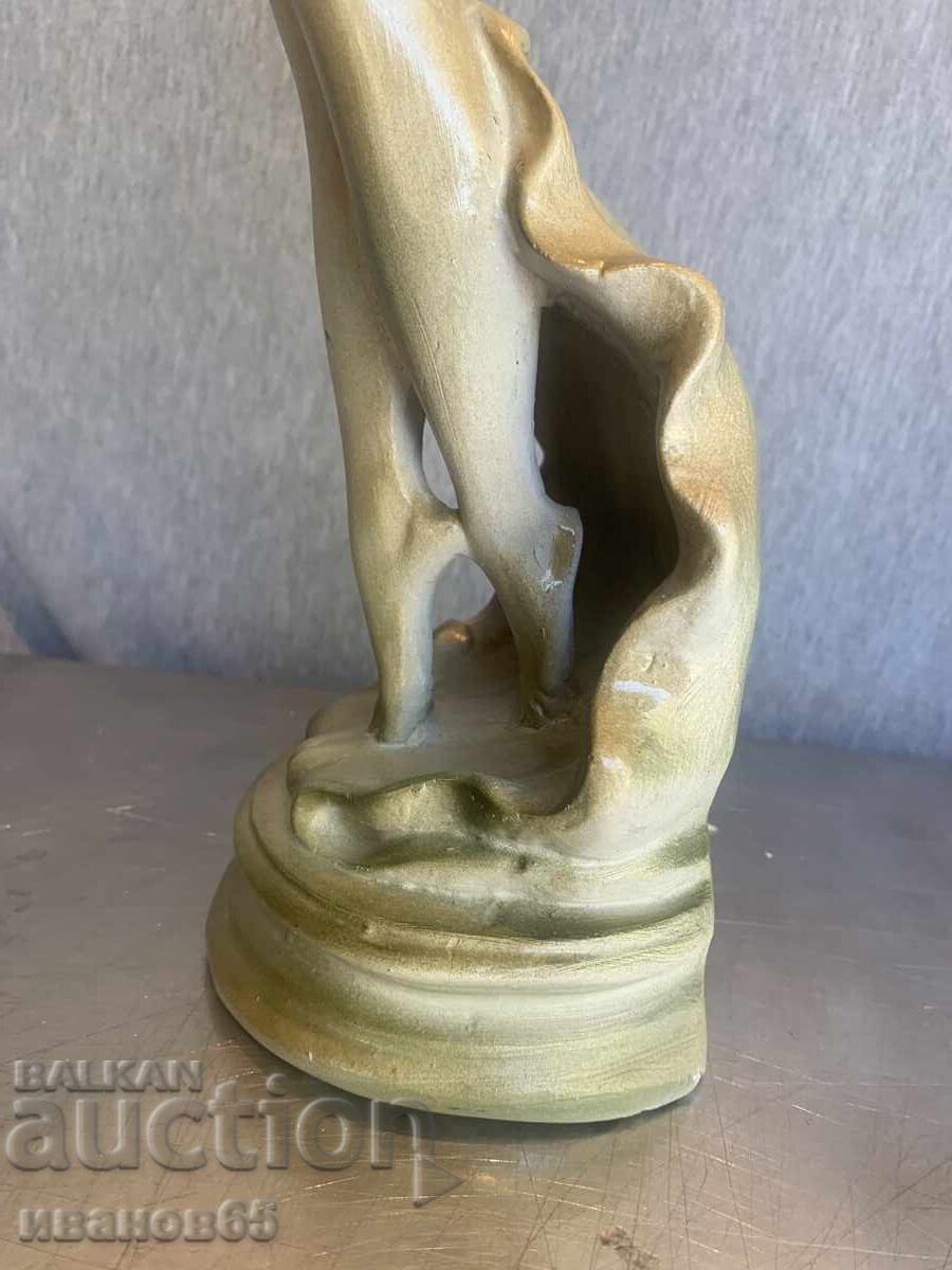 figurine figure - 5 figurine figure - 5