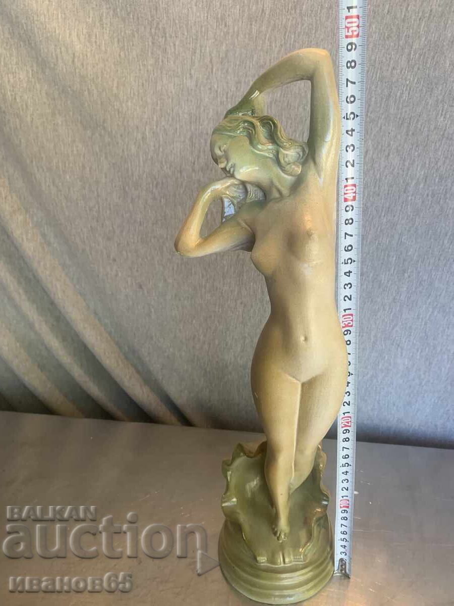 figurine figure - 7 figurine figure - 7