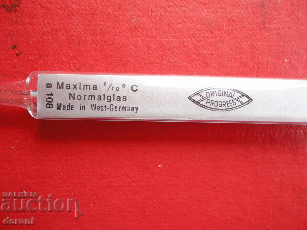 German thermometer in box 3 - 5