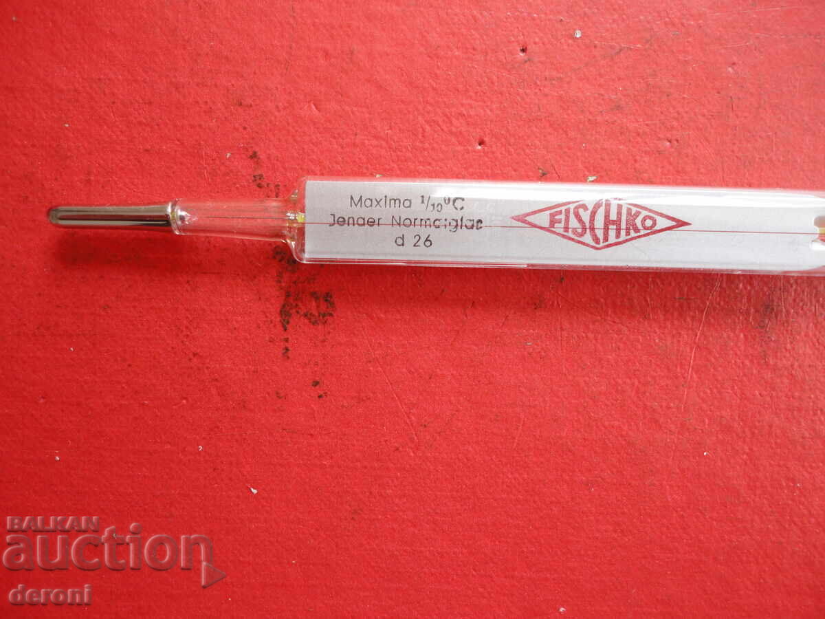 Delivery of German thermometer in box 4