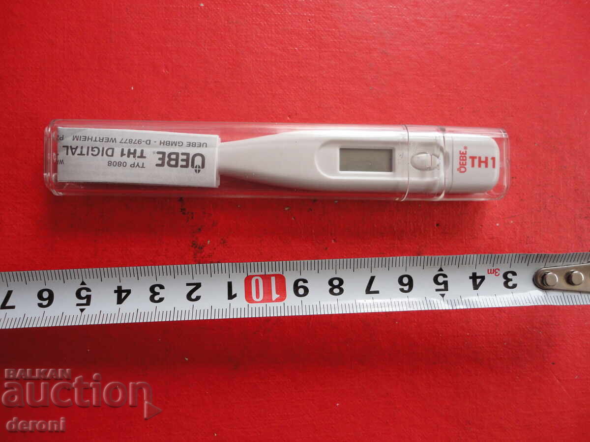 German electronic thermometer in a box 7