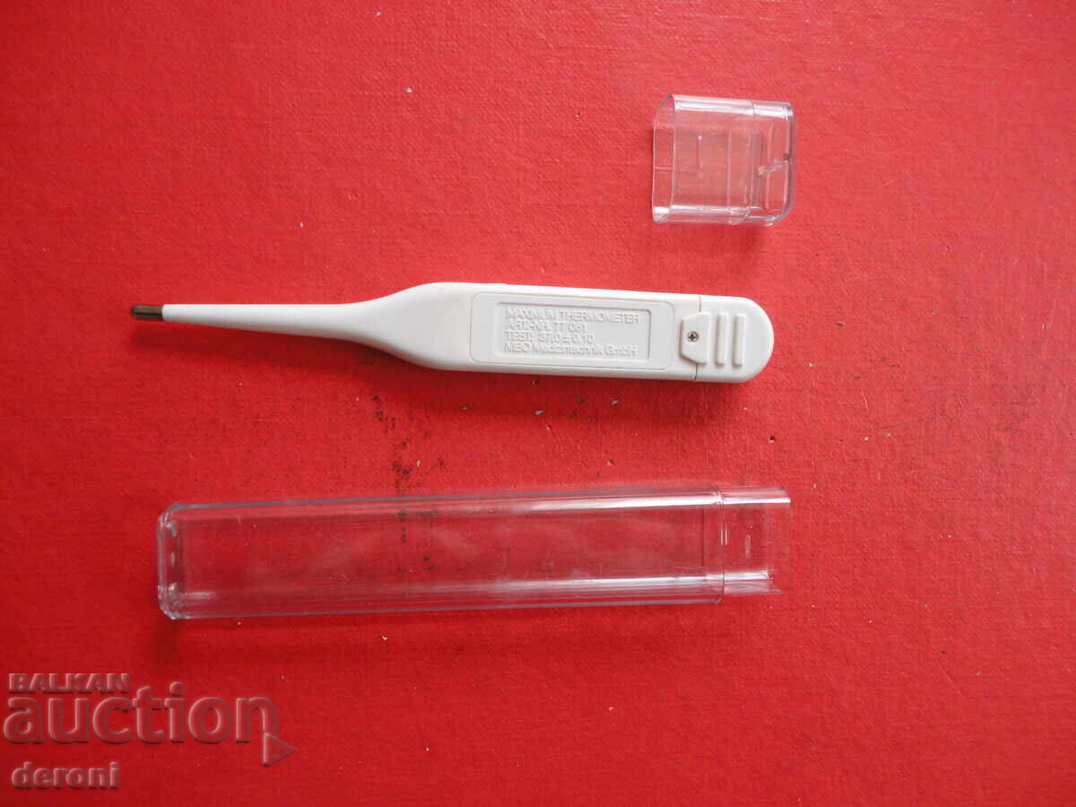 Παράδοση Γερμανικό ηλεκτρονικό θερμόμετρο σε κουτί 8