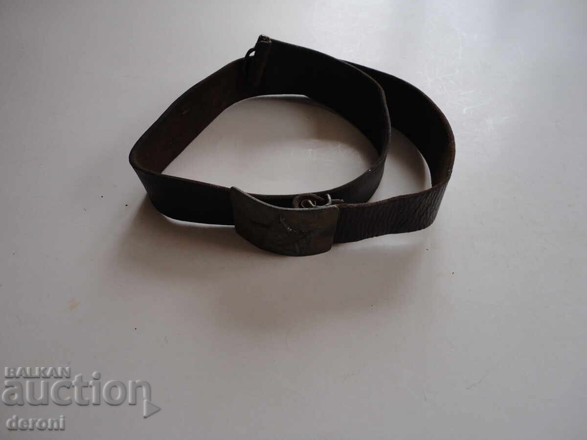 Ρωσική στρατιωτική ζώνη με χάλκινη αγκράφα με τιμή 50.00 BGN | € 25.56