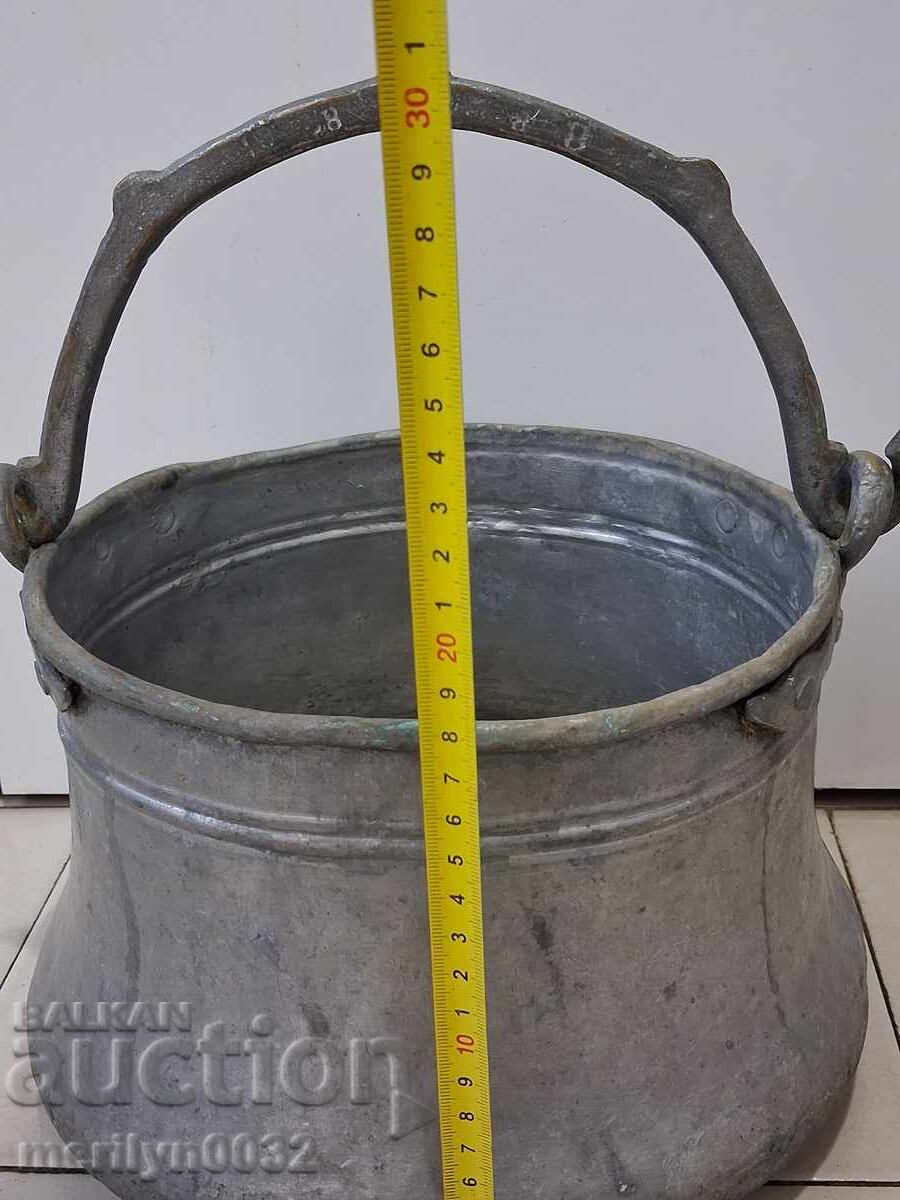 Χάλκινος λέβητας από κονσέρβες χαλκού με τιμή 96.00 BGN | € 49.08 Χάλκινος λέβητας από κονσέρβες χαλκού με τιμή 96.00 BGN | € 49.08