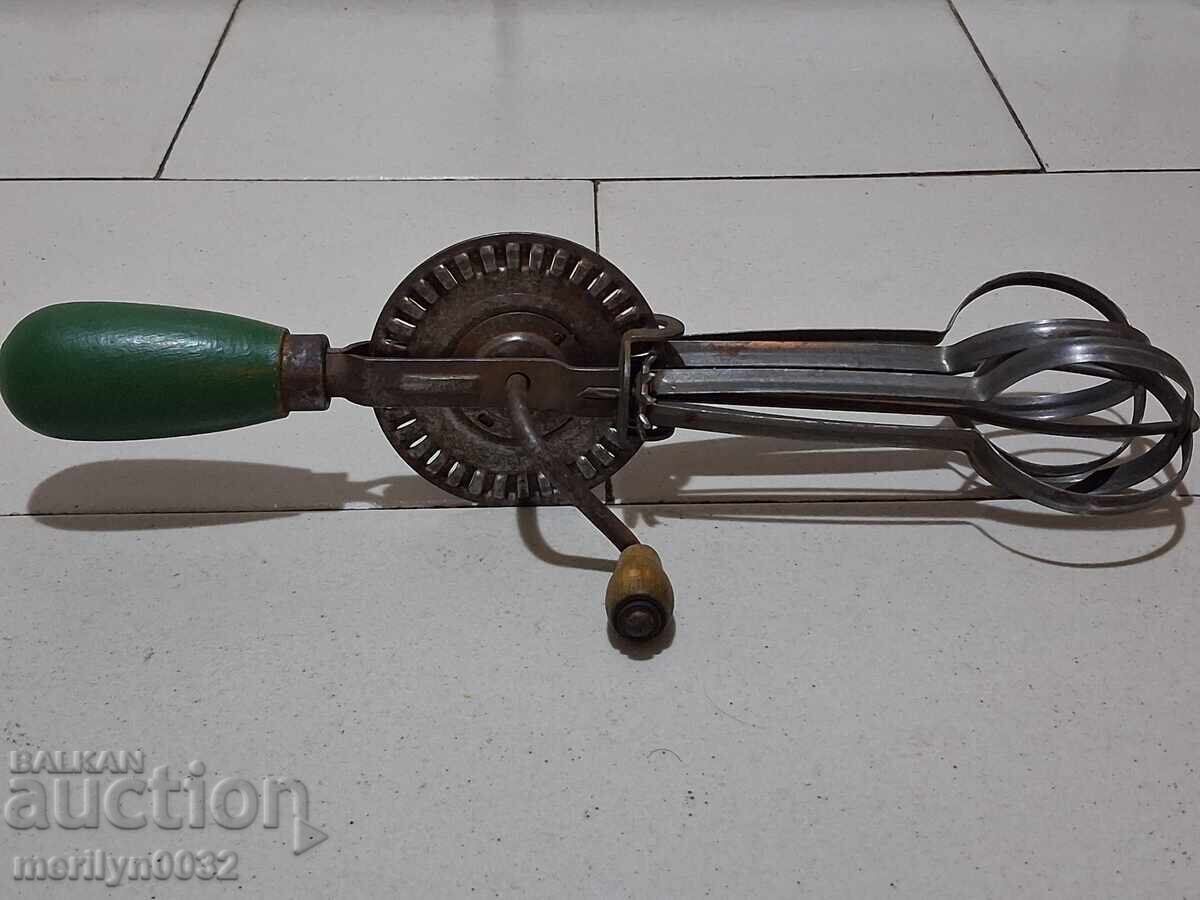 Μίξερ χειρός από την εποχή του Βασιλείου της Βουλγαρίας