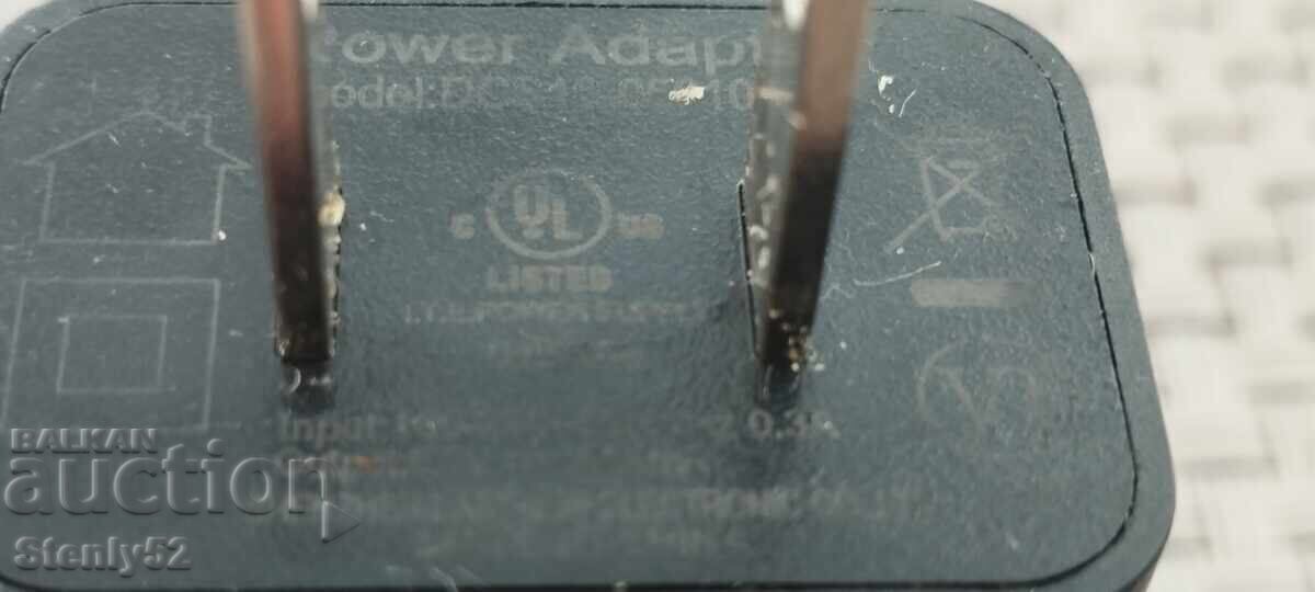 Licitație Încărcător, adaptor cu USB