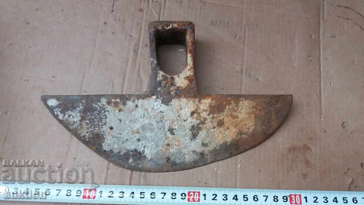 ΜΙΑ ΠΑΛΙΑ ΤΣΑΠΑΝΗ