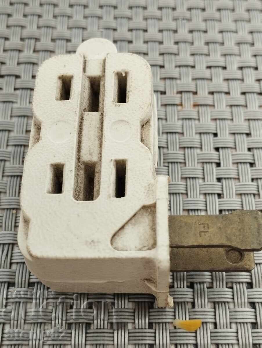 US standard three-way splitter