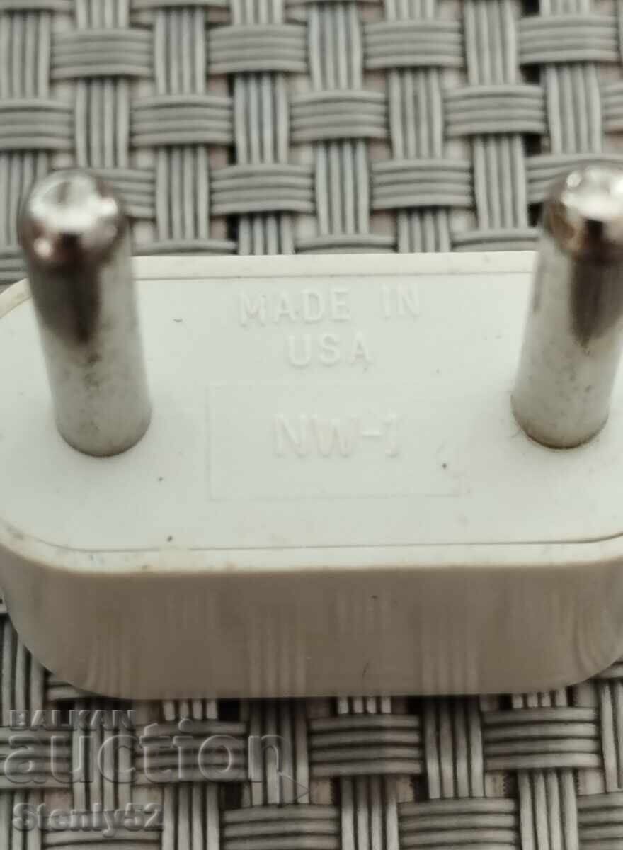 Auction Travel Adapter to Electrical Outlet Auction Travel Adapter to Electrical Outlet