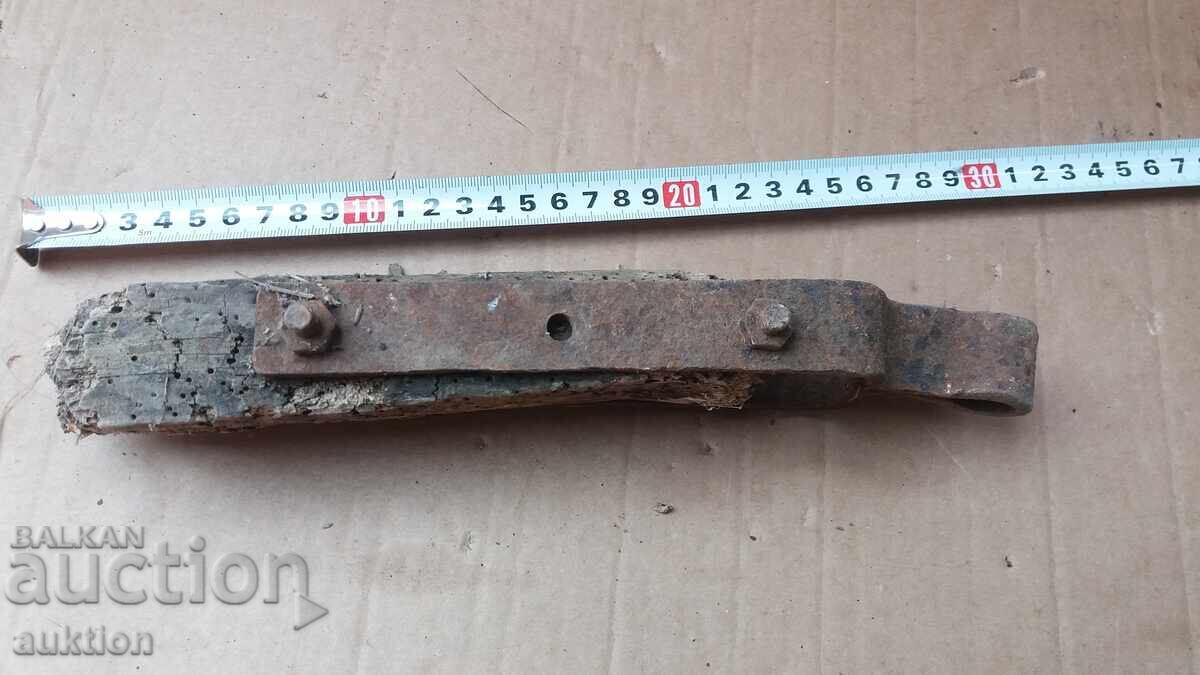 Παράδοση ΣΤΑΡ ΤΕΓΚΛΙΤΣ ΓΙΑ ΑΜΑΞΑ, ΕΦΕΛΚΥΣΗ - ΦΑΕΤΟΝ