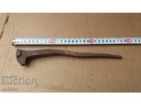 Σφυρήλατο Αναγεννησιακό Καρφί, Καρφί Σιδηροδρομικών Γραμμών