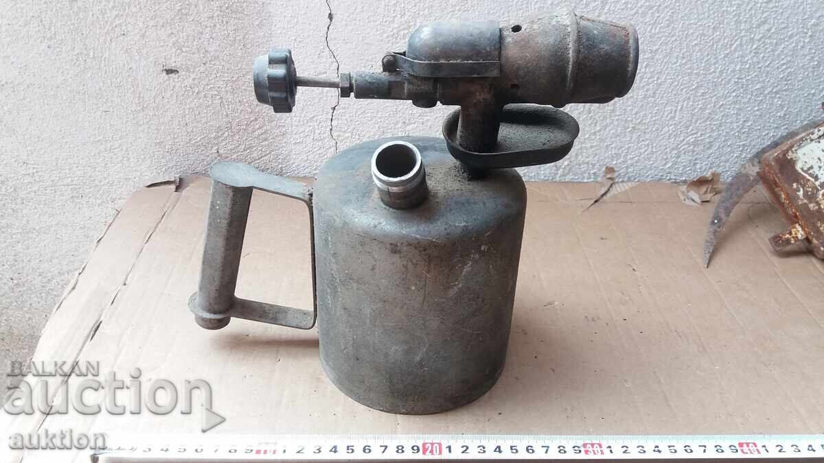 ΠΑΛΙΟ ΠΛΥΝΤΗΡΙΟ ΒΕΝΖΙΝΗΣ, ΚΑΥΣΤΗΡΑΣ