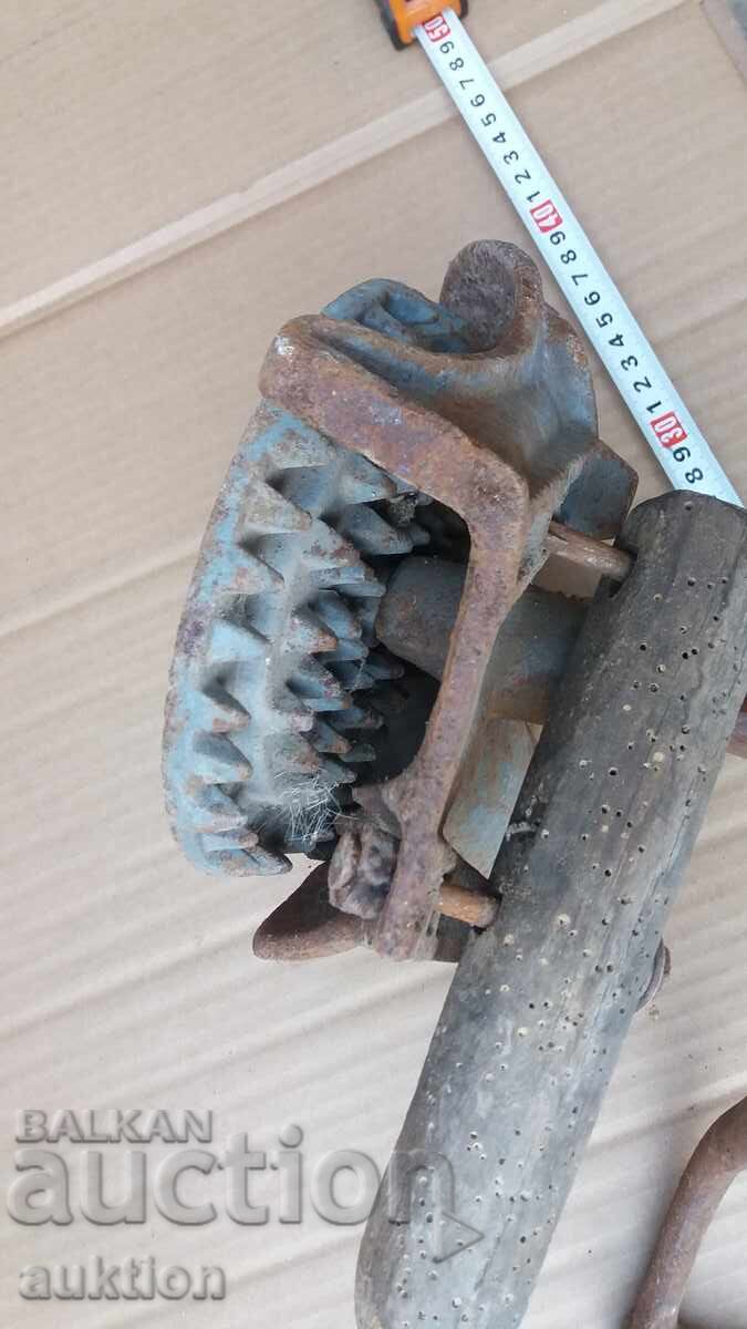 ΠΑΛΙΟ ΑΡΙΣΤΟ ΜΗΧΑΝΗΜΑ ΓΙΑ ΑΛΕΣΜΑ ΚΑΛΑΜΠΟΚΙΟΥ, ΚΟΥΚΟΥΡΟΥΖΙΟΥ - 6