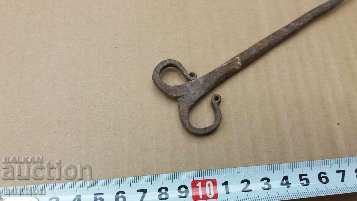 Awl RENAȘTEREA FORJATĂ, UNALĂ - SARASCHI - 5 Awl RENAȘTEREA FORJATĂ, UNALĂ - SARASCHI - 5