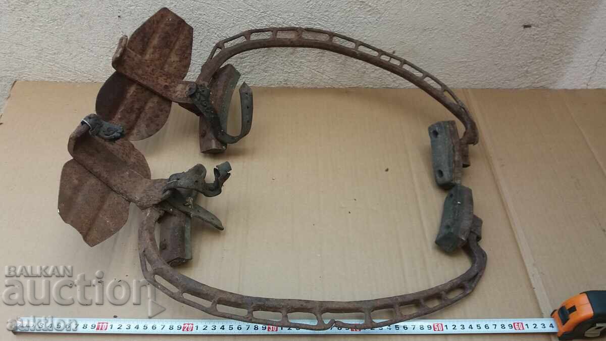 RANNI SOTS. ΚΑΤΕΡΓΑΣΙΑ ΓΙΑ ΑΝΑΡΡΙΧΗΣΗ ΣΕ ΣΤΥΛΟΥΣ ΔΡΟΜΩΝ