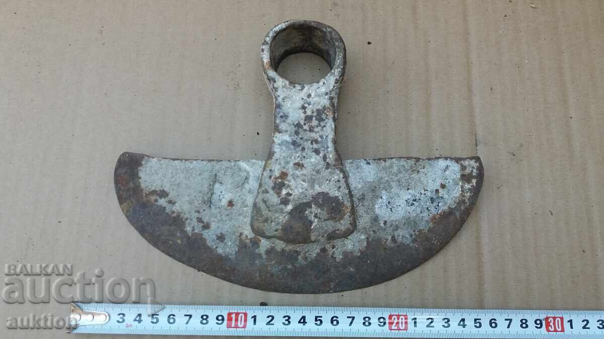 ΜΙΑ ΠΑΛΙΑ ΤΣΑΠΑΝΗ