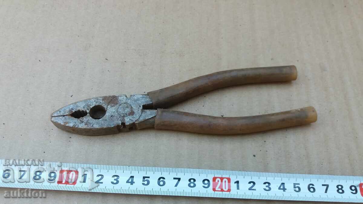 Аукцион СТАР КЕРПЕДЕН, КЛЕЩИ Аукцион СТАР КЕРПЕДЕН, КЛЕЩИ