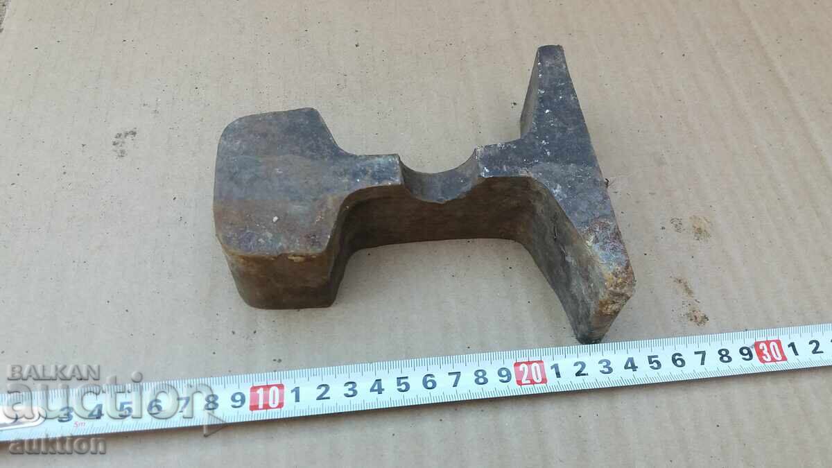 CIOCAN DE FIER VECHI - ȘINĂ DE TREN - 6 CIOCAN DE FIER VECHI - ȘINĂ DE TREN - 6