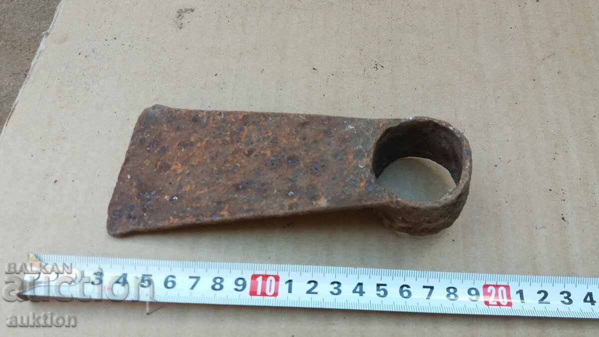 ΜΙΑ ΠΑΛΙΑ ΤΣΑΠΑΝΗ