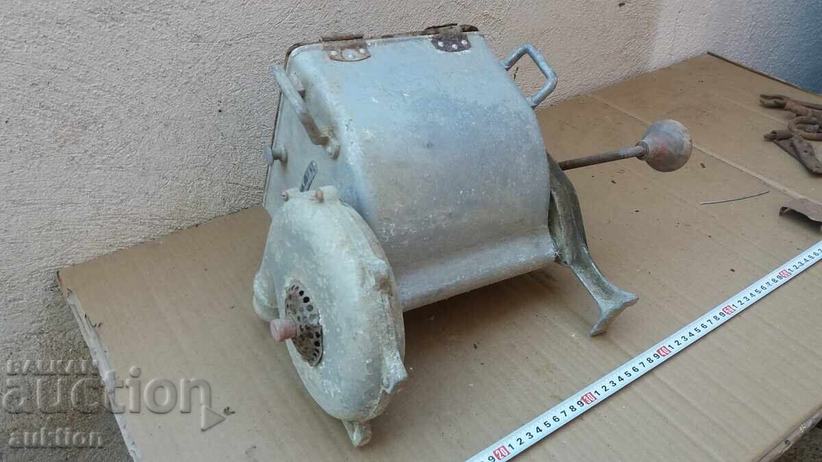 OLD ITALIAN SULFUR SPRAYER FOR VINEYARDS - 7 OLD ITALIAN SULFUR SPRAYER FOR VINEYARDS - 7