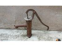 POMPĂ DE GRĂDINĂ MASIVĂ MANUALĂ - FONTĂ, SOC