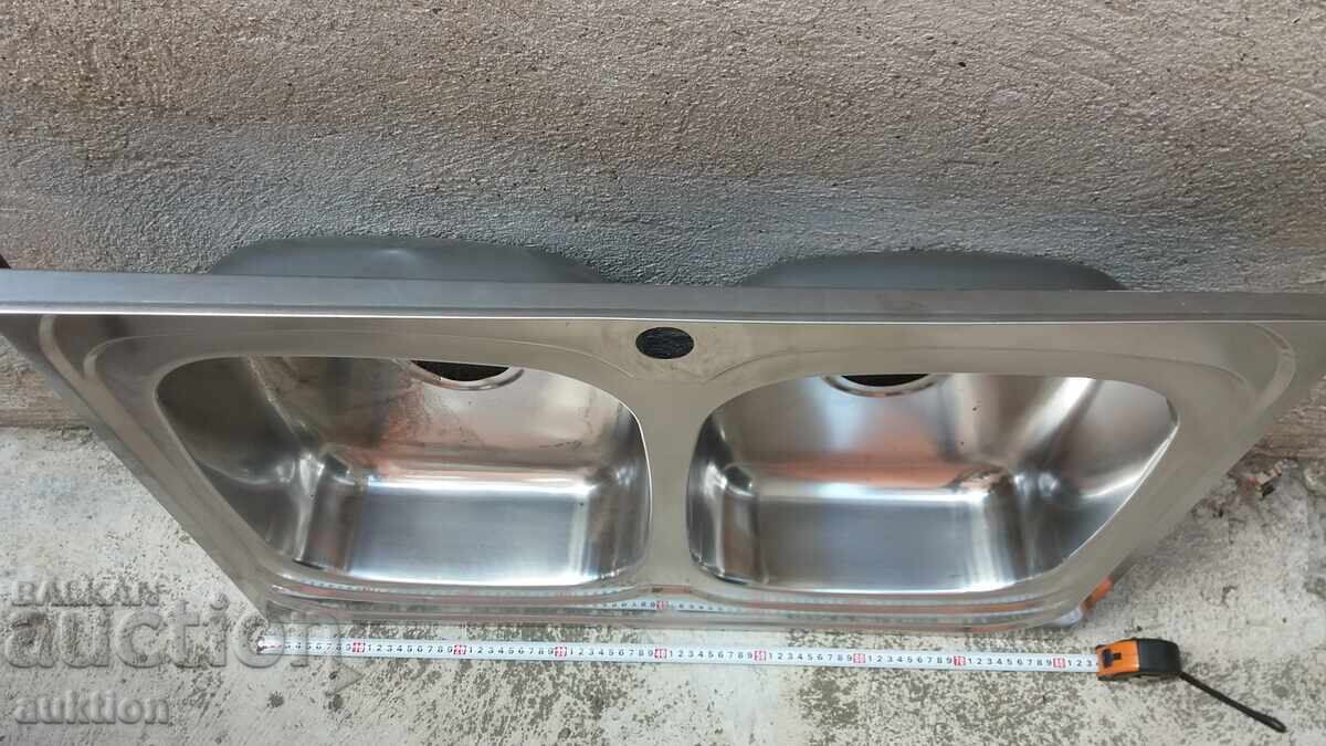 Παράδοση ΝΕΡΟΧΥΤΗΣ - ΑΝΟΞΕΙΔΩΤΟ ΑΤΣΑΛΙ ΜΕ ΔΥΟ ΛΕΚΑΝΕΣ