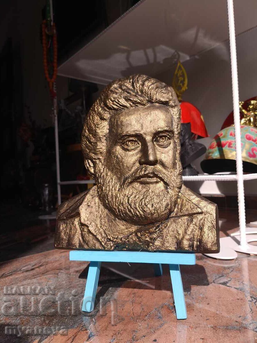 Botev, basorelief sculptat de Iordan Krăchmarov cu preț € 66.47 | 130.00 BGN Botev, basorelief sculptat de Iordan Krăchmarov cu preț € 66.47 | 130.00 BGN