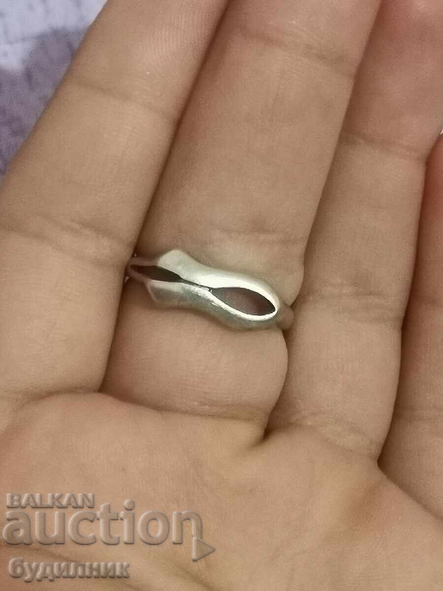 Silver ring. 16.5mm. I'm listing over 100 auctions. Take a look with price 18.99 BGN | € 9.71 Silver ring. 16.5mm. I'm listing over 100 auctions. Take a look with price 18.99 BGN | € 9.71