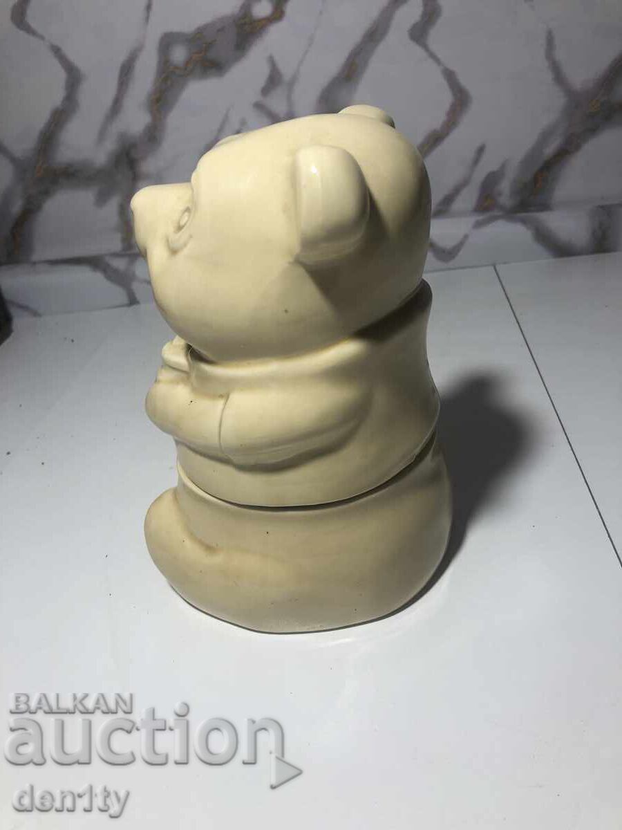 Borcan ceramic pentru biscuiți cu Winnie the Pooh cu preț 22.00 BGN | € 11.25