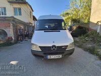 Mercedes-Benz Sprinter 211