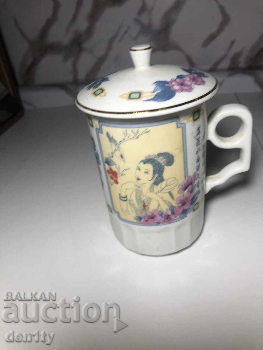 азиатска чаша, произведена в Тайван, Татумг с цена 20.00 лв. | € 10.23