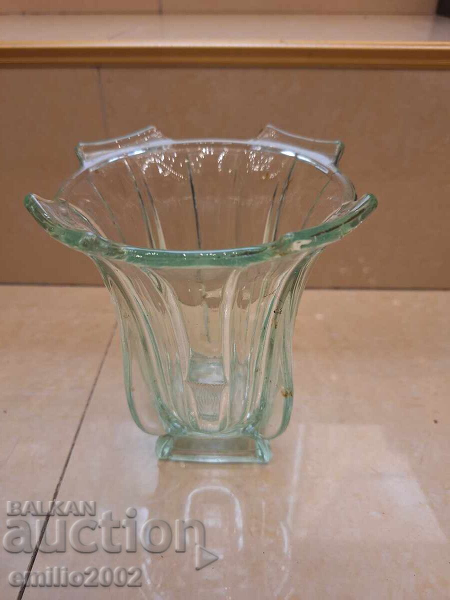 Glass vase retro social Glass vase retro social