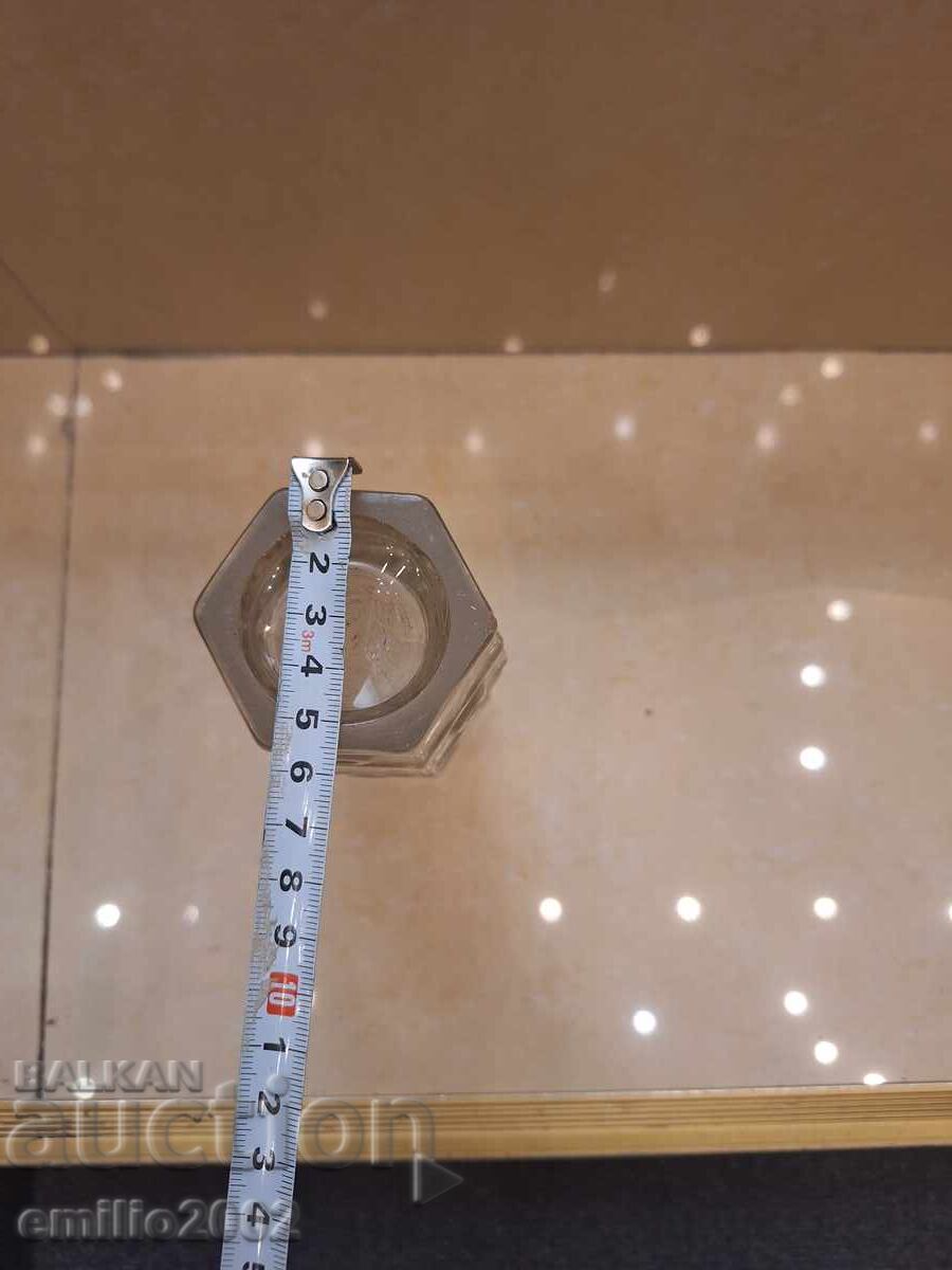 Delivery of Glass vase retro social