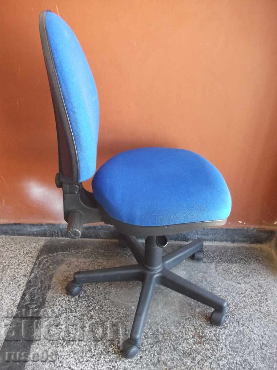 Office chair - 11 with price 25.00 BGN | € 12.78
