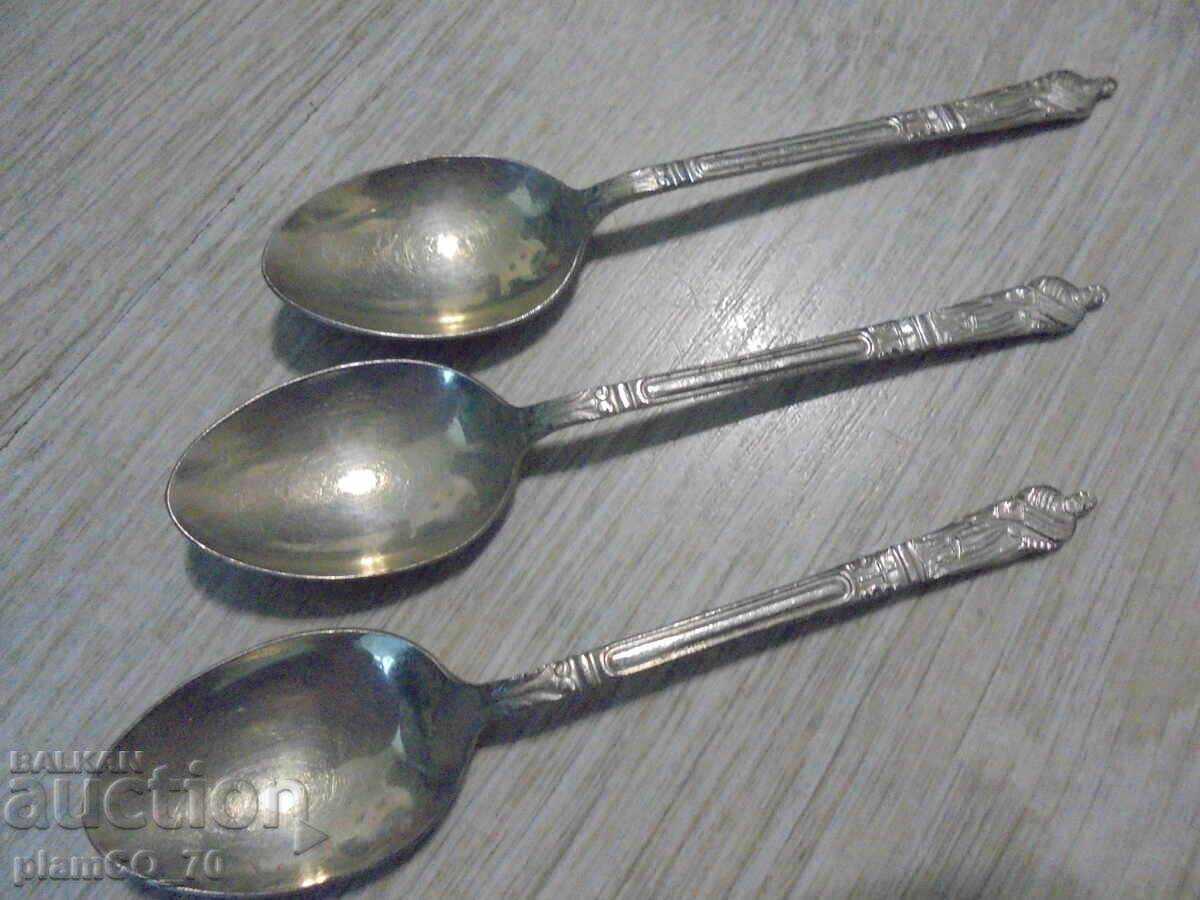 №*8225 Комплект от 12 стари малки лъжички в оригинална кутия с цена 35.00 лв. | € 17.90 №*8225 Комплект от 12 стари малки лъжички в оригинална кутия с цена 35.00 лв. | € 17.90