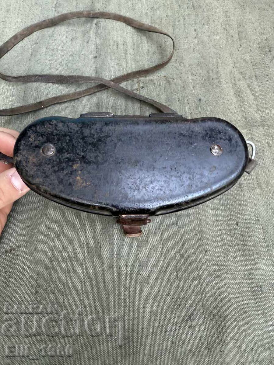 Γερμανική θήκη βακελίτη για κιάλια 1942 με τιμή 299.00 BGN | € 152.88 Γερμανική θήκη βακελίτη για κιάλια 1942 με τιμή 299.00 BGN | € 152.88