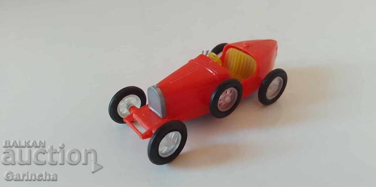 Model vechi Bugatti cu preț € 5.50 | 10.76 BGN