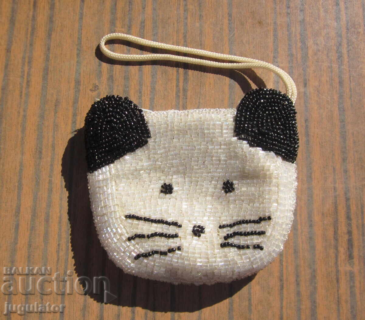 Old wallet cat cat embroidered with glass beads Old wallet cat cat embroidered with glass beads