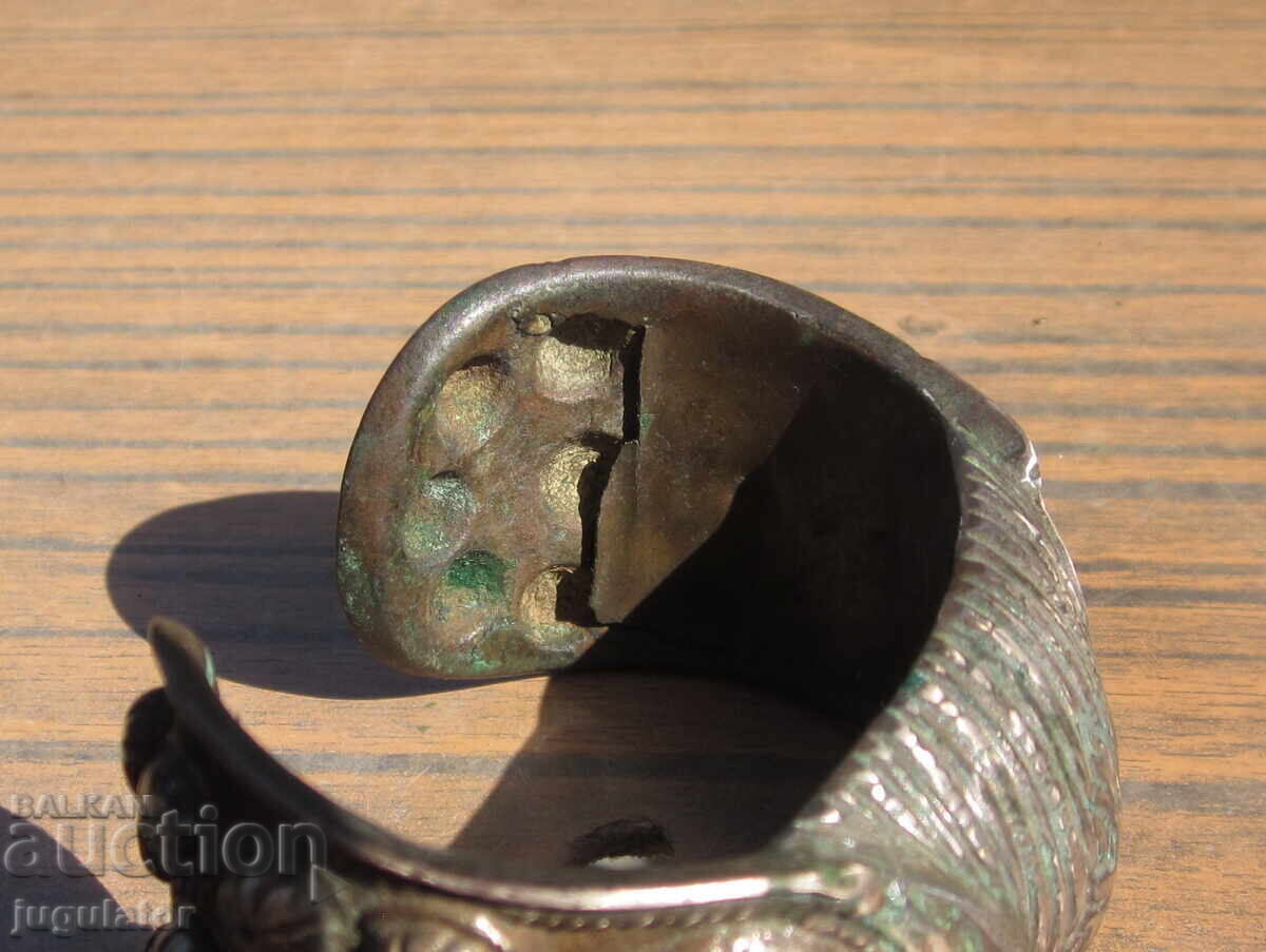 Българска Възрожденска сребърна гривна рогатка с кръст - 6 Българска Възрожденска сребърна гривна рогатка с кръст - 6