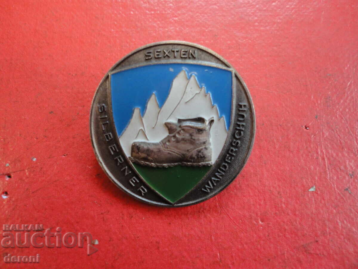 Εξαιρετική σήμανση καρφίτσα με σμάλτο με τιμή 20.00 BGN | € 10.23