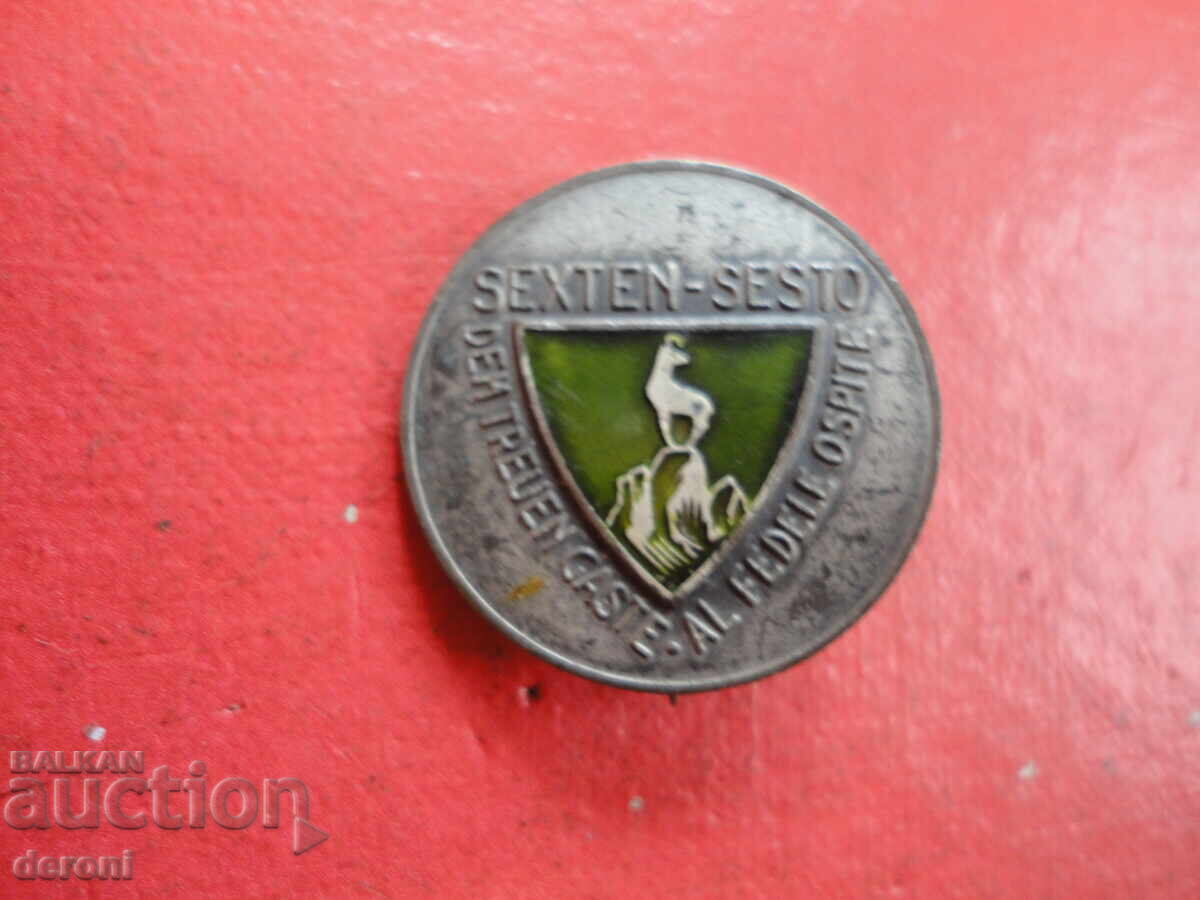 Semn insignă superb cu email 2 cu preț 20.00 BGN | € 10.23 Semn insignă superb cu email 2 cu preț 20.00 BGN | € 10.23