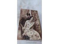 Εικόνα καρτ ποστάλ Άνδρας και νεαρό κορίτσι