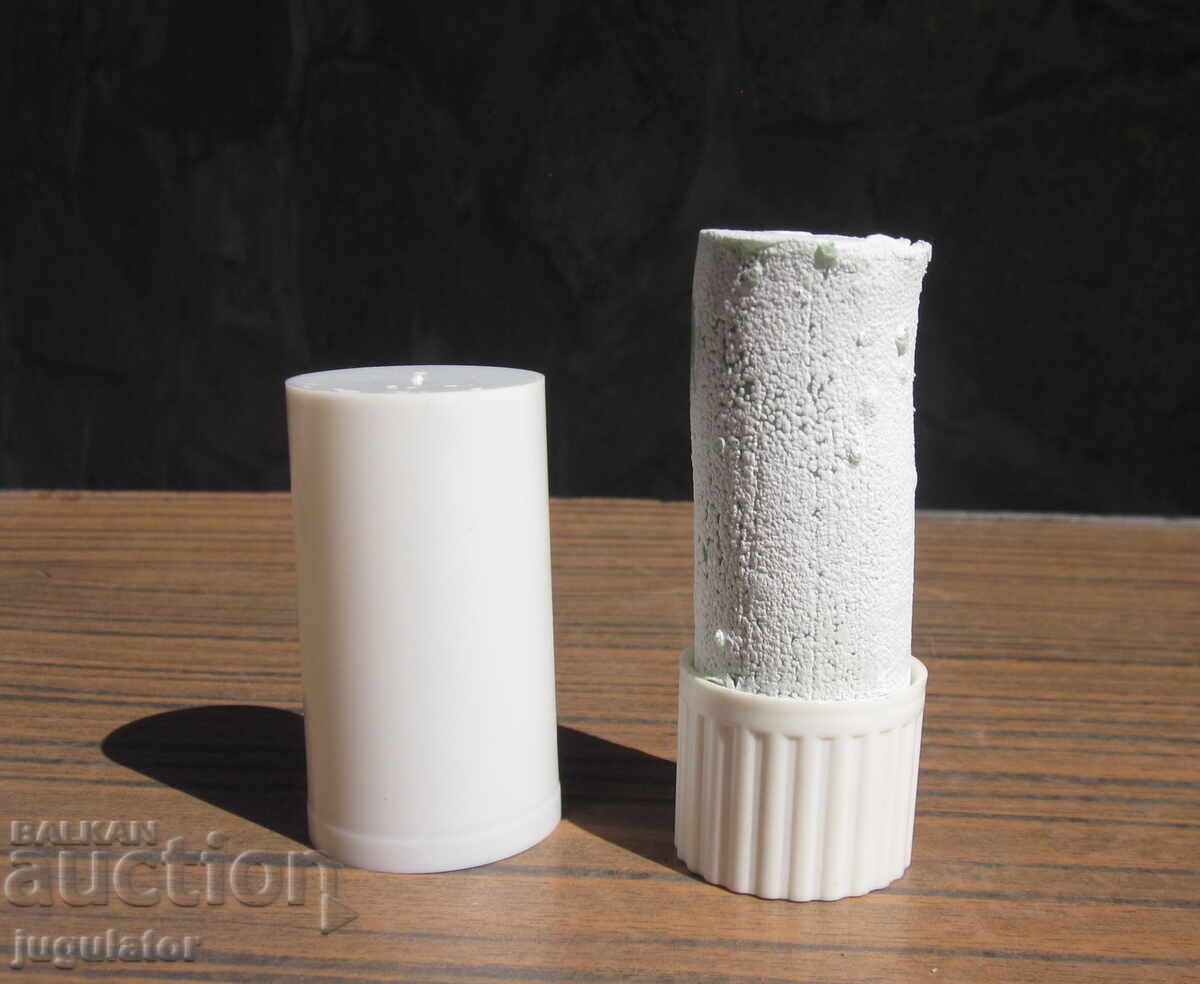 стар Български бръснарски сапун за бръснене с кутийка нов стар Български бръснарски сапун за бръснене с кутийка нов